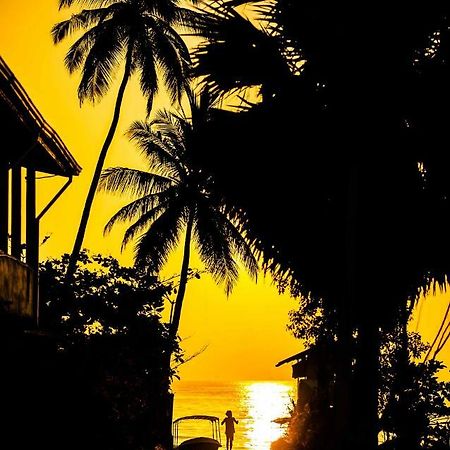 Akki'S Hostel Trincomalee Eksteriør billede