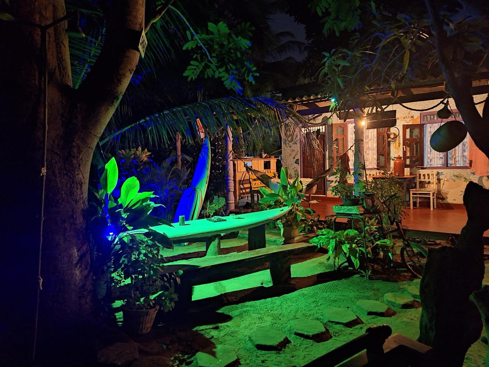 Akki'S Hostel Trincomalee Eksteriør billede