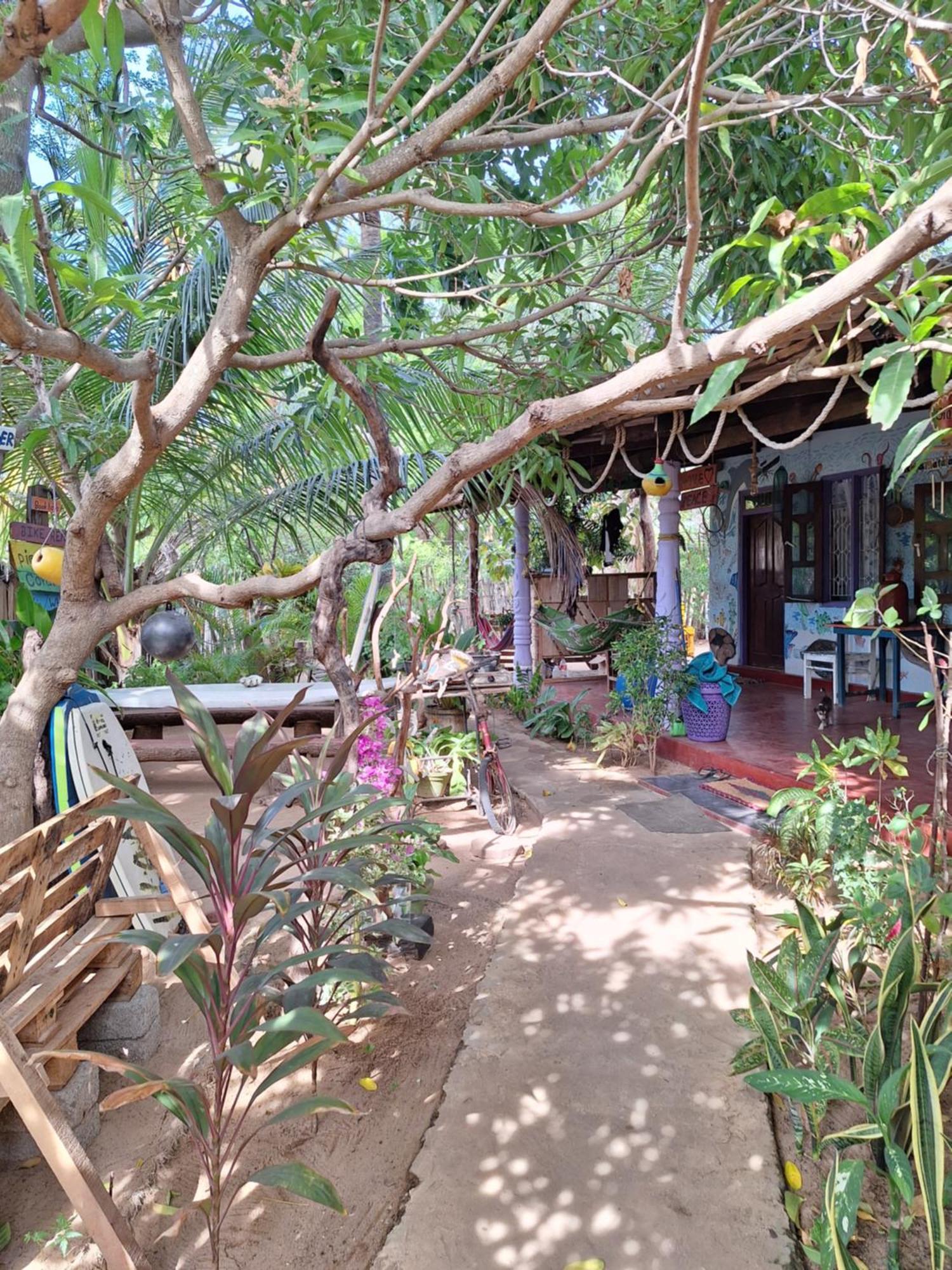 Akki'S Hostel Trincomalee Eksteriør billede