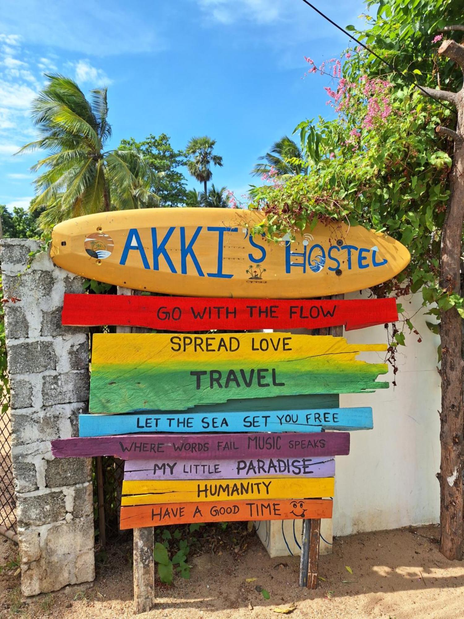 Akki'S Hostel Trincomalee Eksteriør billede