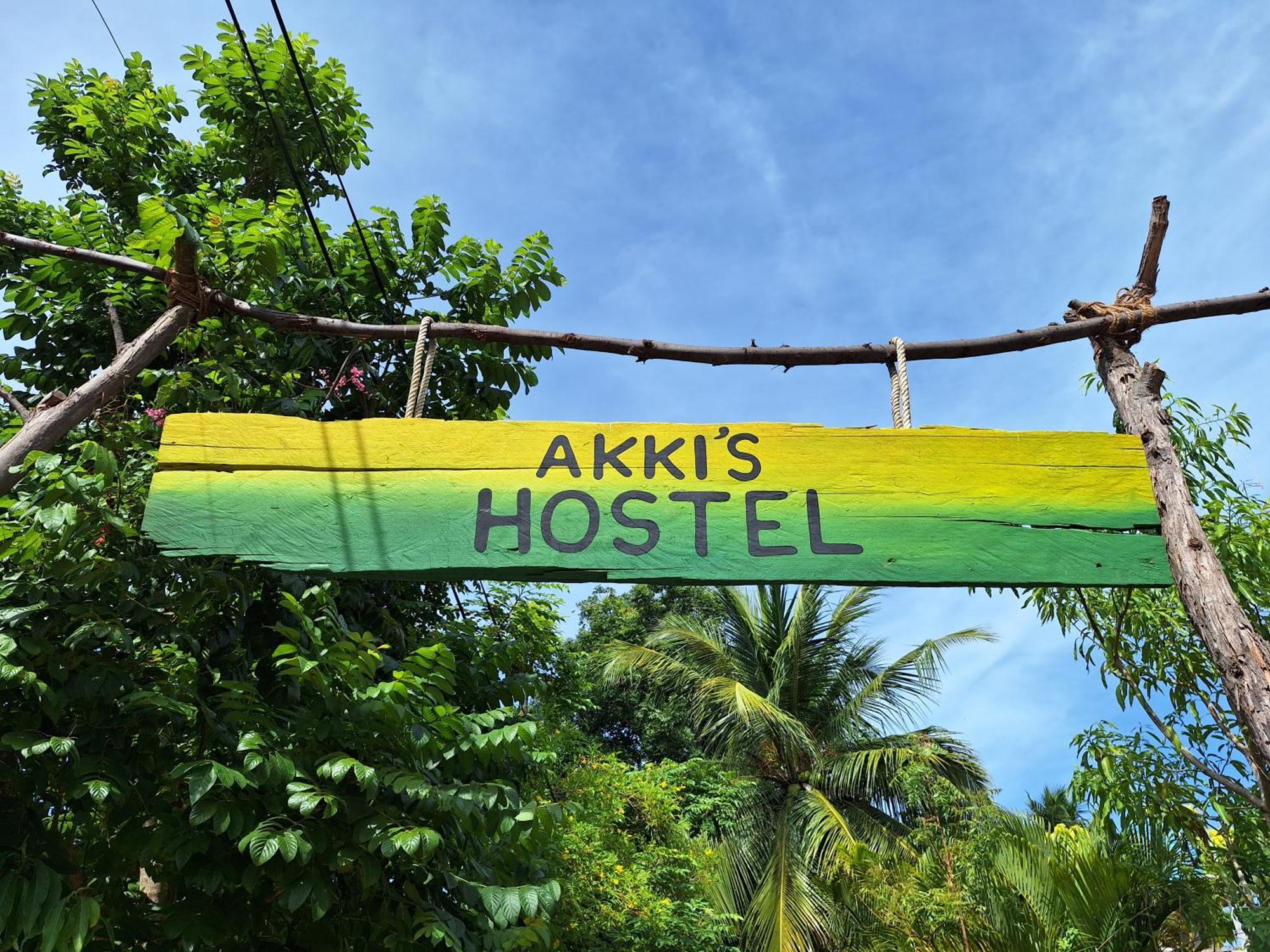 Akki'S Hostel Trincomalee Eksteriør billede
